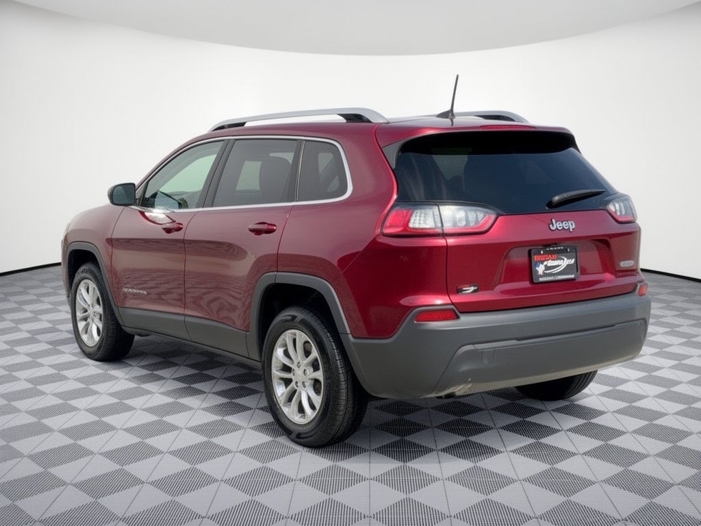 Used 2019 Jeep Cherokee Latitude SUV