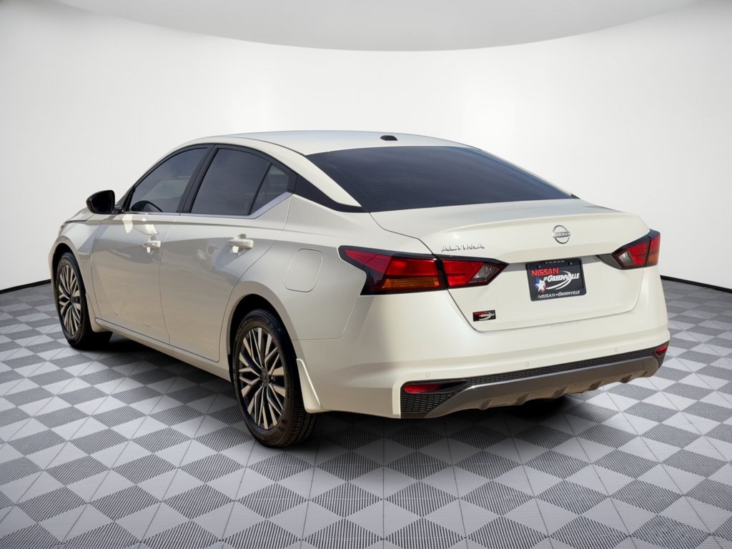 New 2026 Nissan Altima SV Sedan