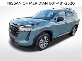2026 Nissan Pathfinder SL SUV