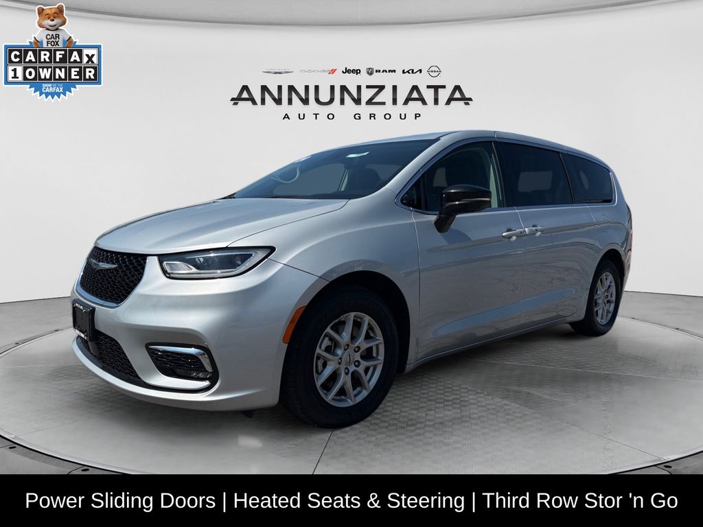 2024 Chrysler Pacifica