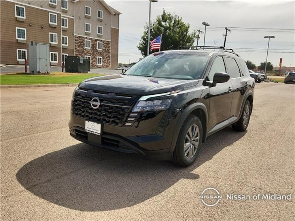 New 2026 Nissan Pathfinder SV Front-Wheel Drive SUV