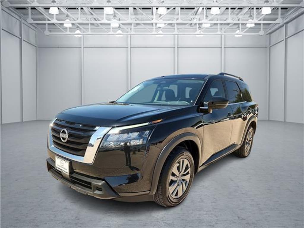 Used 2025 Nissan Pathfinder SV Front-Wheel Drive SUV