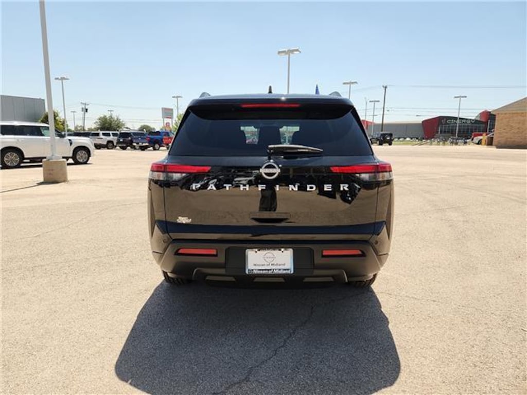 Used 2025 Nissan Pathfinder SV Front-Wheel Drive SUV