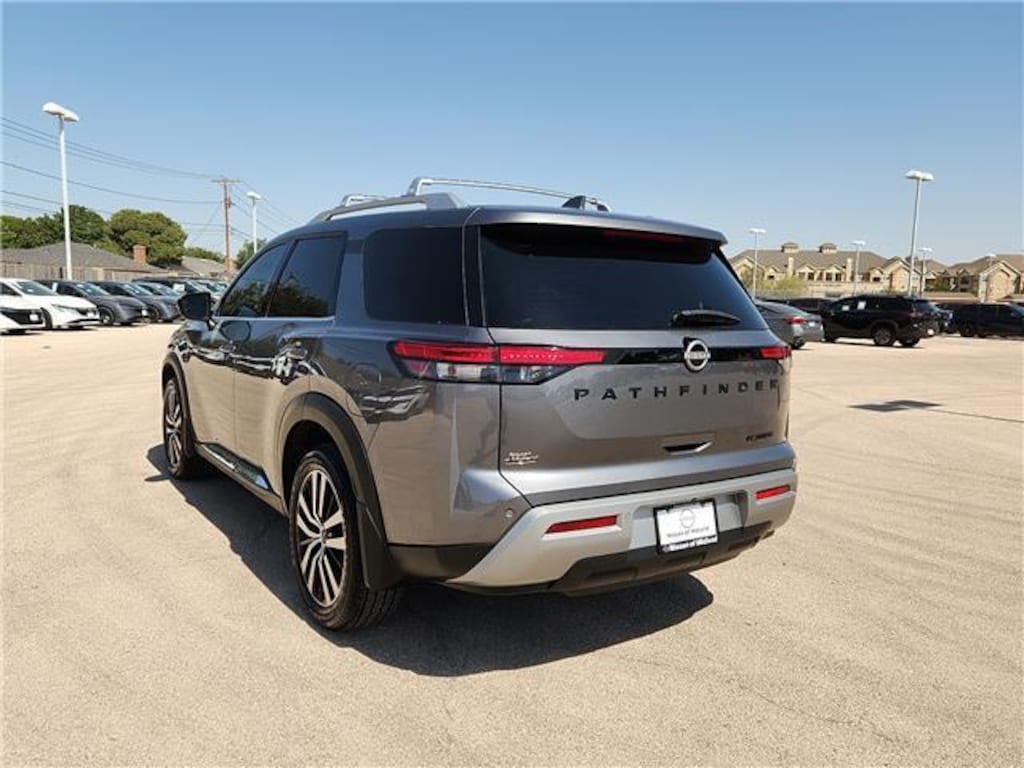 Used 2023 Nissan Pathfinder Platinum (A9) Front-Wheel Drive SUV