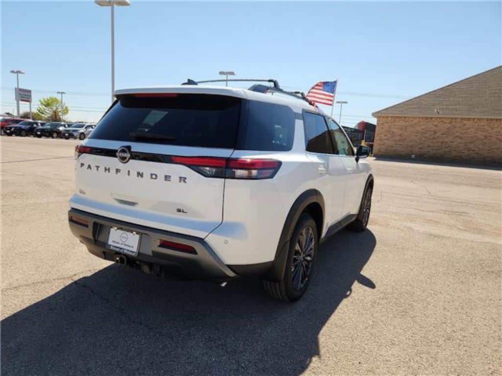 Used 2026 Nissan Pathfinder SL Front-Wheel Drive