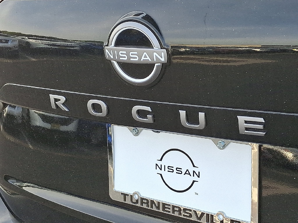 New 2026 Nissan Rogue Platinum Crossover