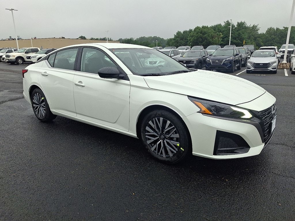 New 2026 Nissan Altima SV Sedan