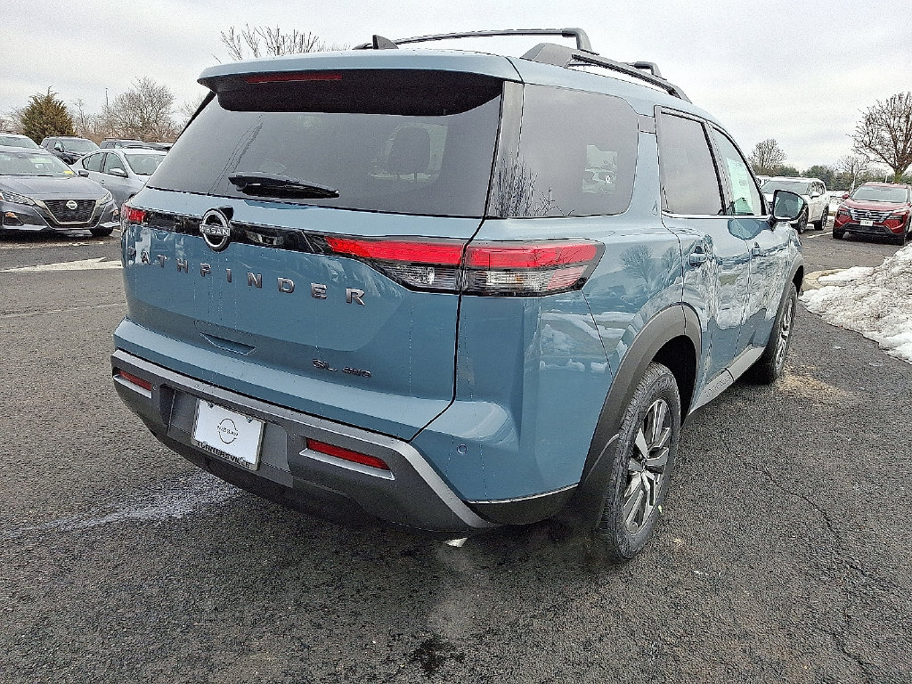 New 2026 Nissan Pathfinder SL SUV
