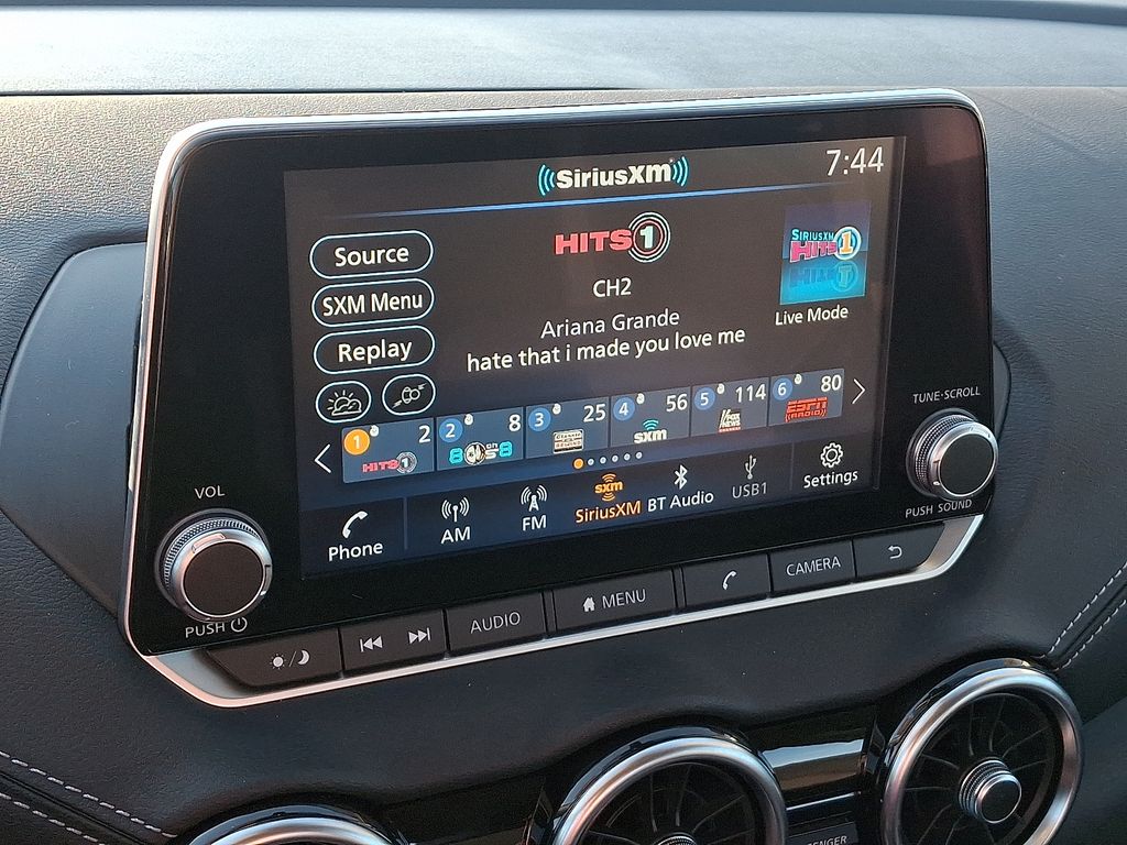 2025 Nissan Sentra SV - Photo 17