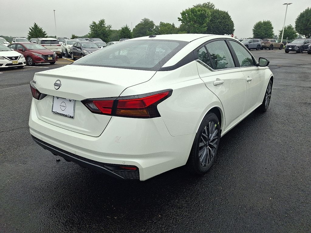 New 2026 Nissan Altima SV Sedan