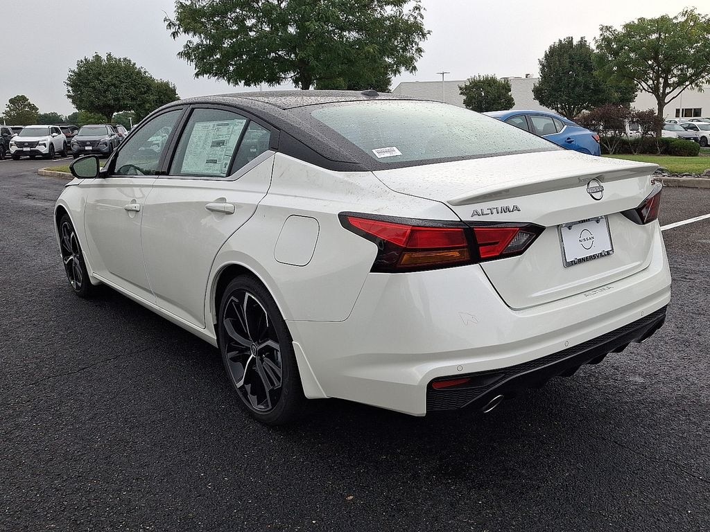 New 2026 Nissan Altima SR Car