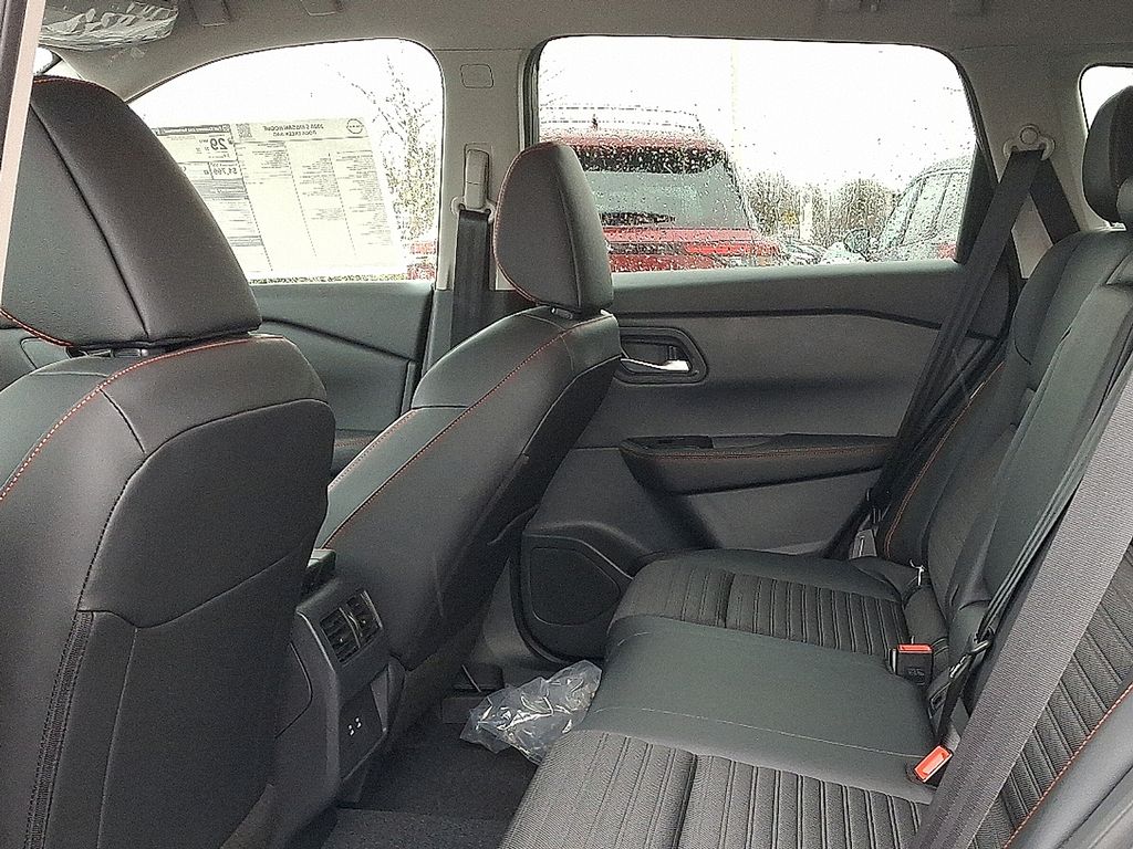 2026 Nissan Rogue Rock Creek - Photo 8