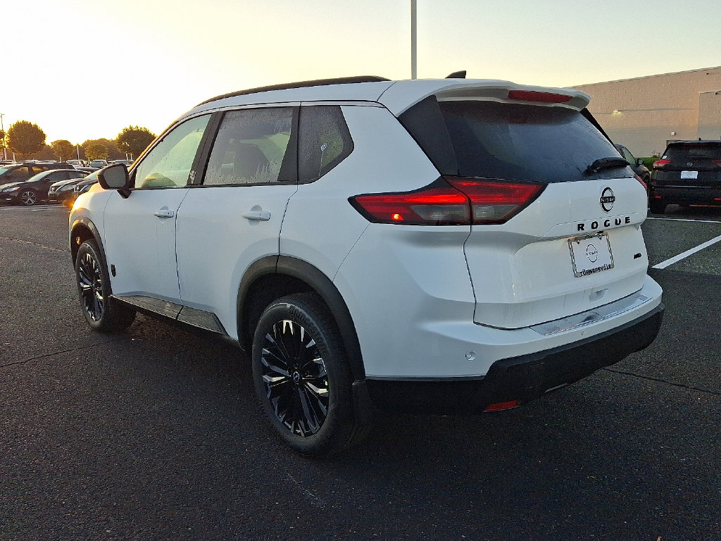 New 2027 Nissan Rogue Dark Armor SUV