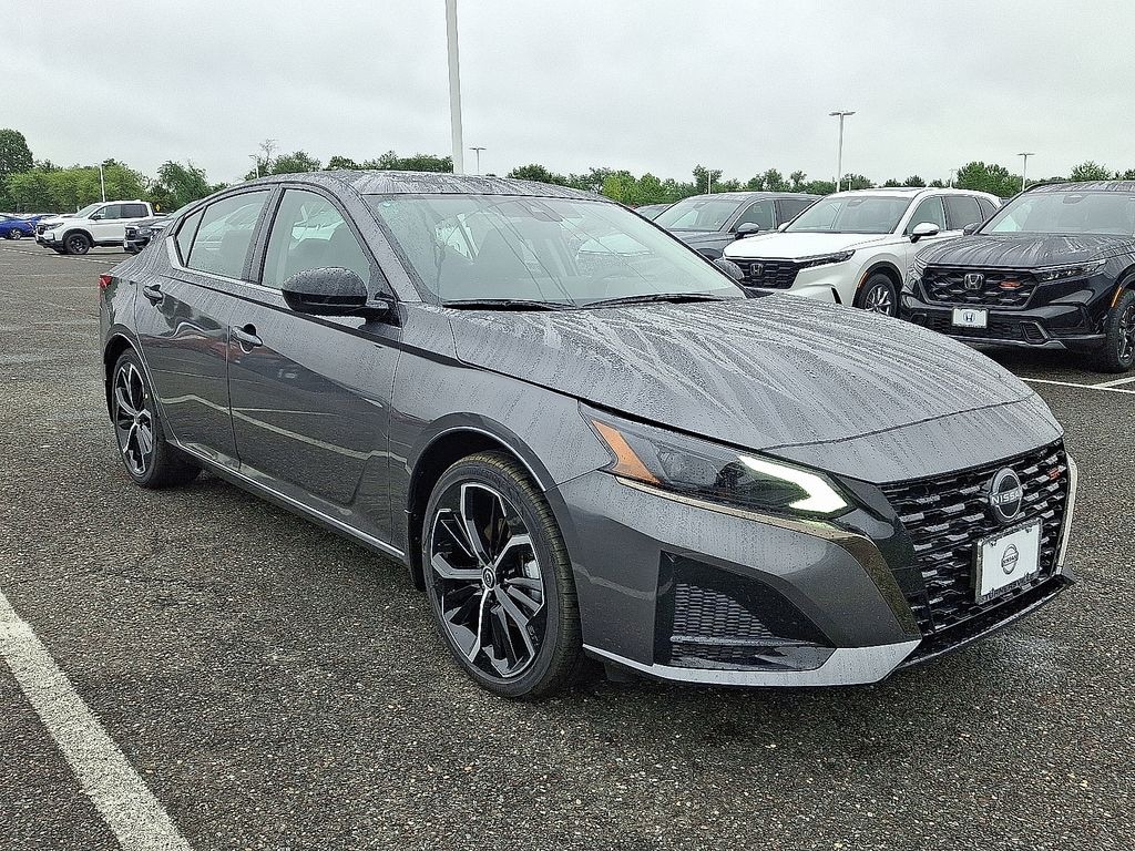New 2026 Nissan Altima 2.5 SR Car