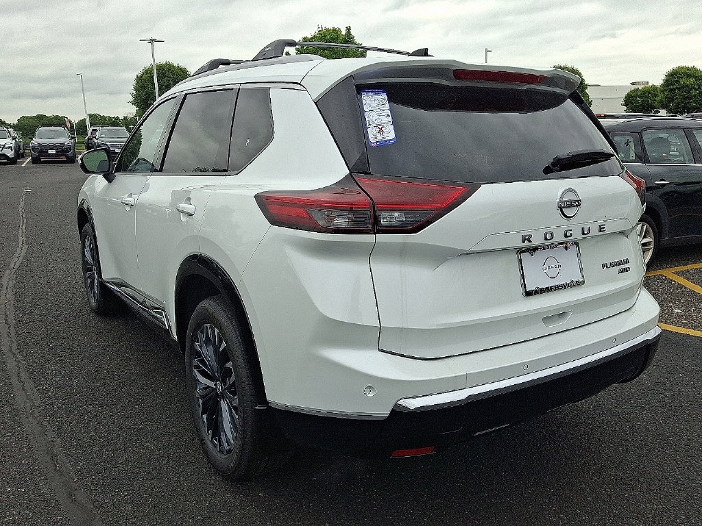 New 2026 Nissan Rogue Platinum Crossover