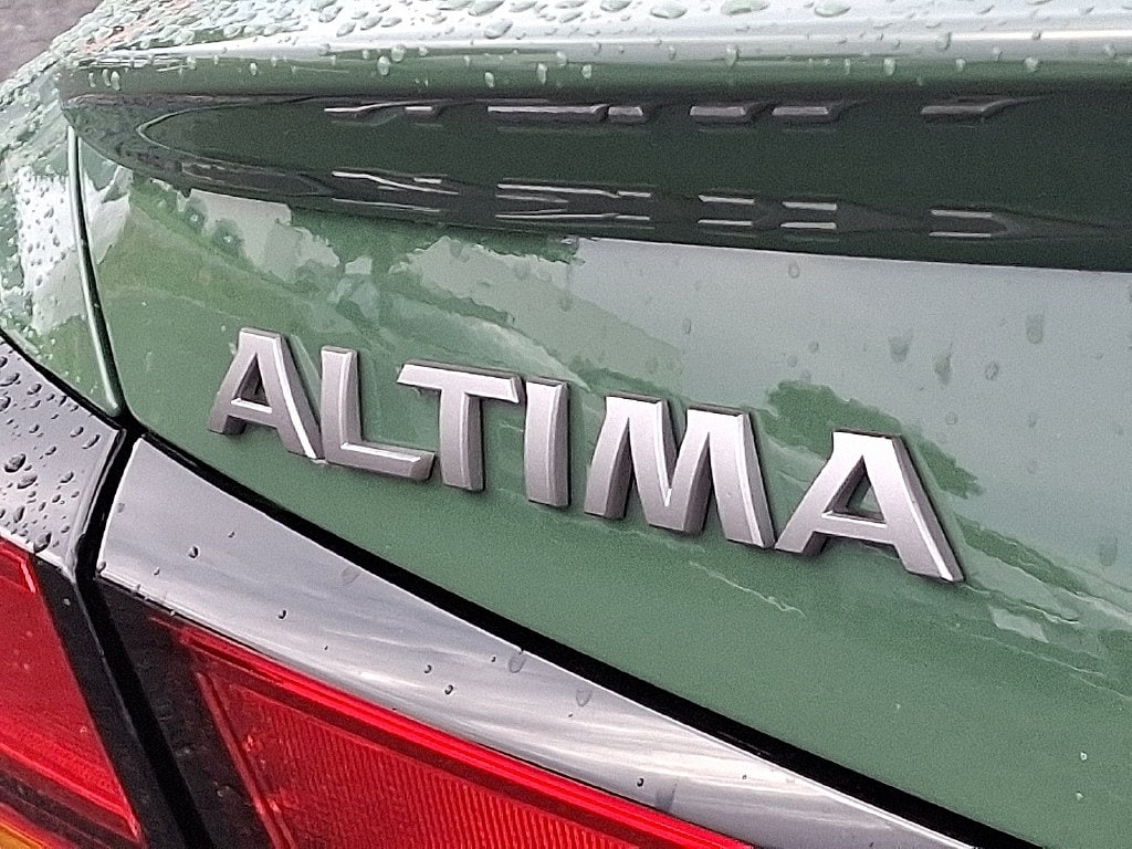 New 2026 Nissan Altima SR Car