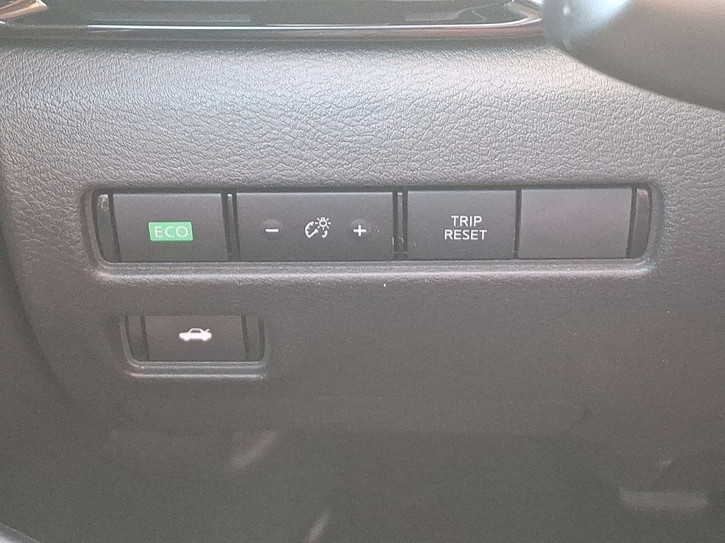 2025 Nissan Sentra SV - Photo 23