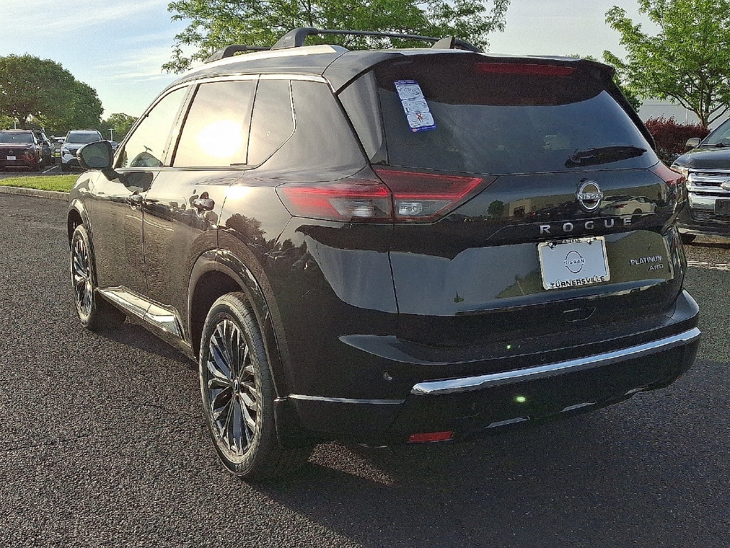 New 2026 Nissan Rogue Platinum Crossover