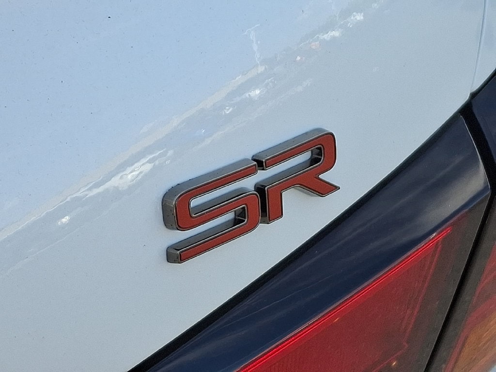 2025 Nissan Altima SR - Photo 11
