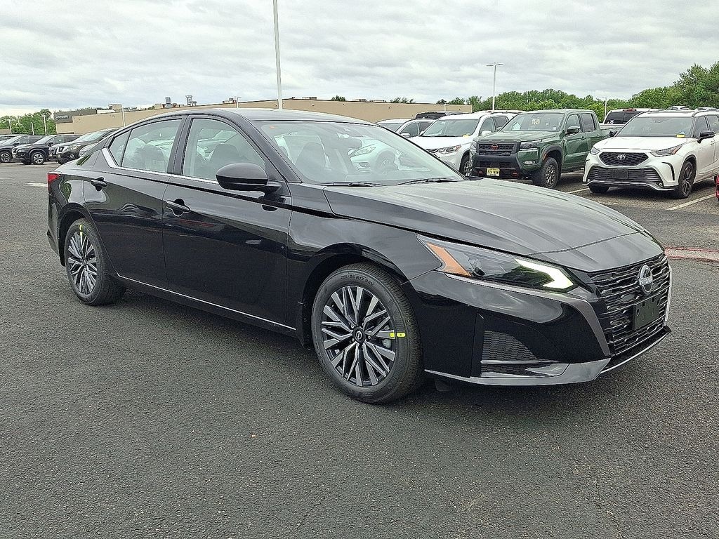 New 2026 Nissan Altima SV Sedan