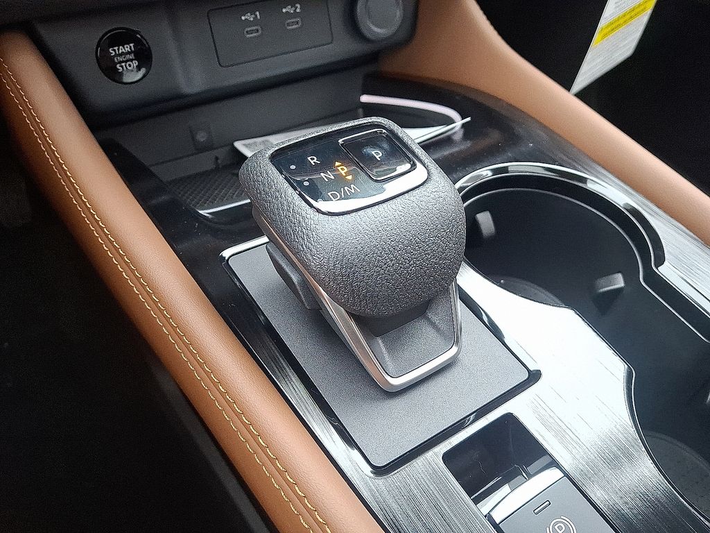 2026 Nissan Rogue Platinum - Photo 9