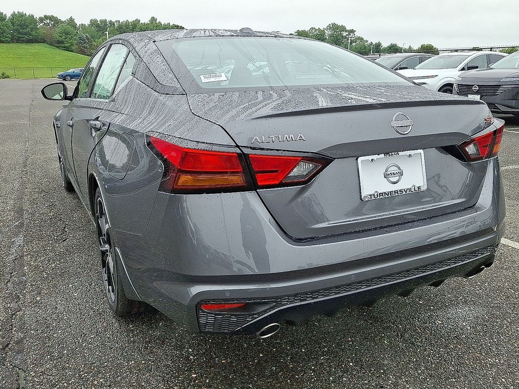New 2026 Nissan Altima 2.5 SR Car