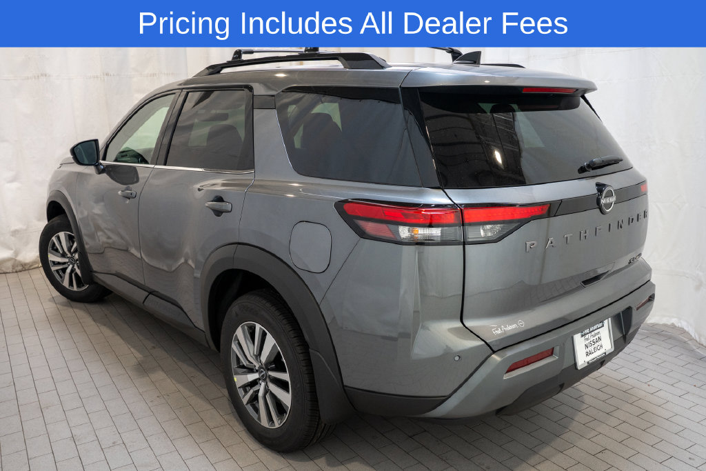 New 2026 Nissan Pathfinder SL SUV