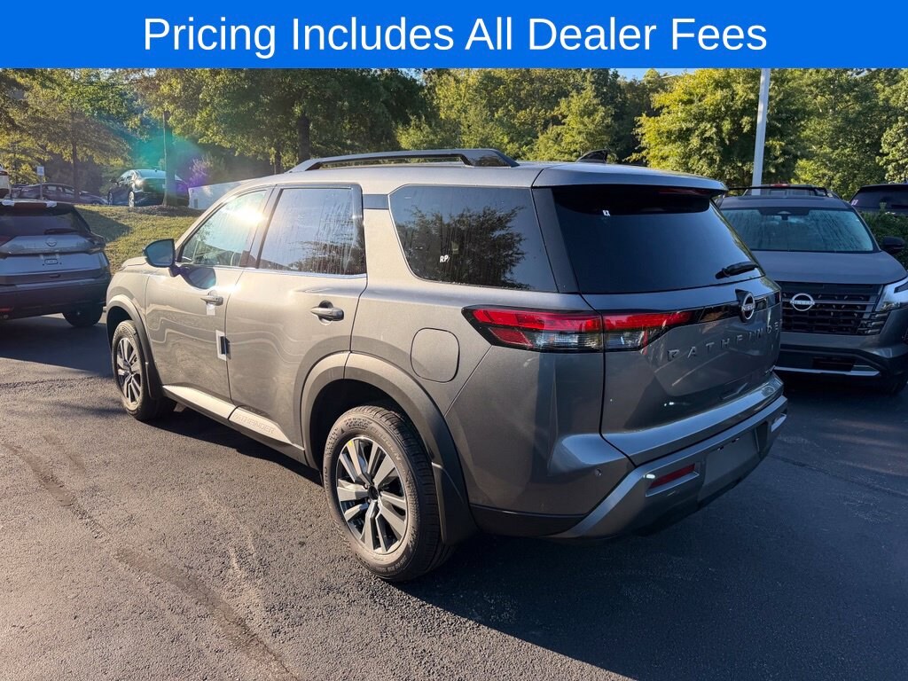 New 2026 Nissan Pathfinder SL SUV