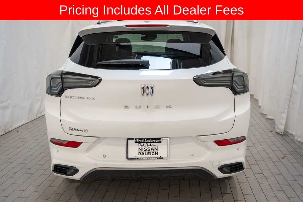 Used 2025 Buick Encore GX Avenir SUV
