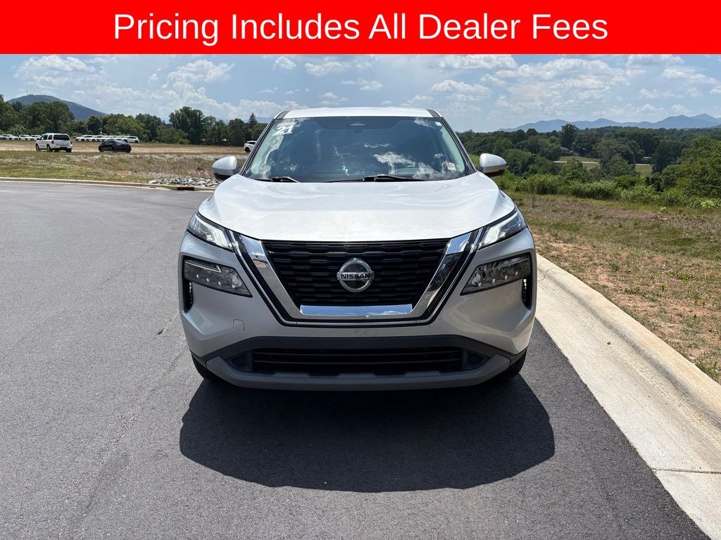 Used 2021 Nissan Rogue SV SUV