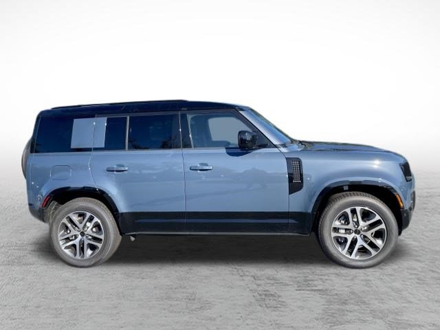 New 2026 Land Rover Defender 110 X-Dynamic SE SUV