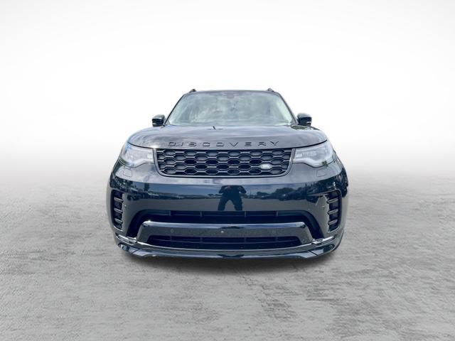 New 2026 Land Rover Discovery Dynamic SE SUV