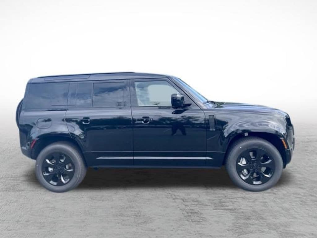 New 2026 Land Rover Defender 110 X-Dynamic SE SUV