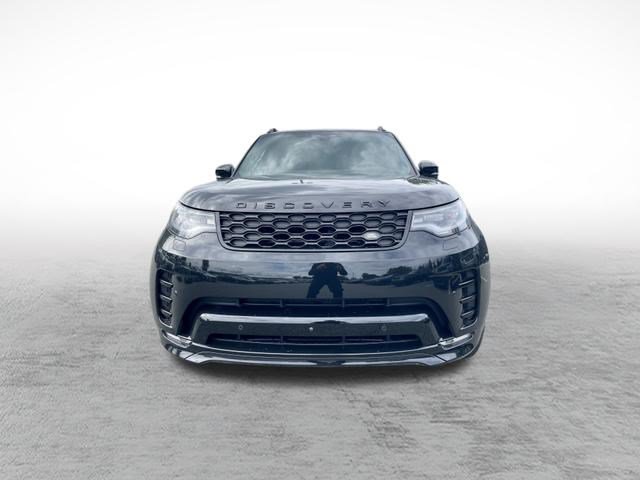 New 2026 Land Rover Discovery Dynamic SE SUV