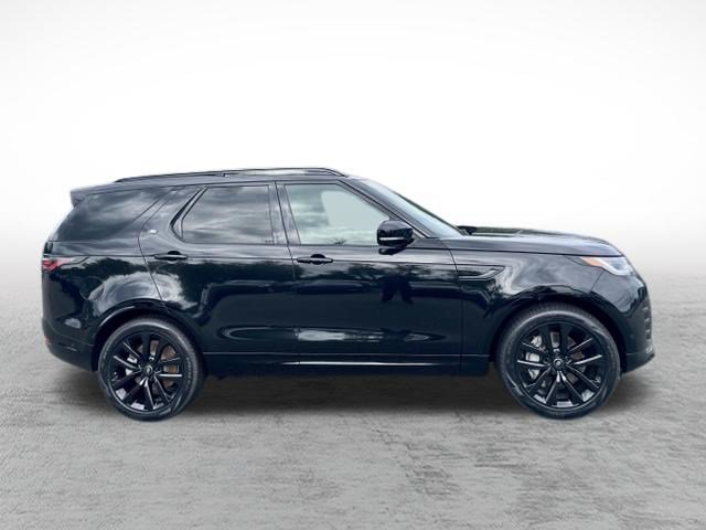 New 2026 Land Rover Discovery Dynamic SE SUV