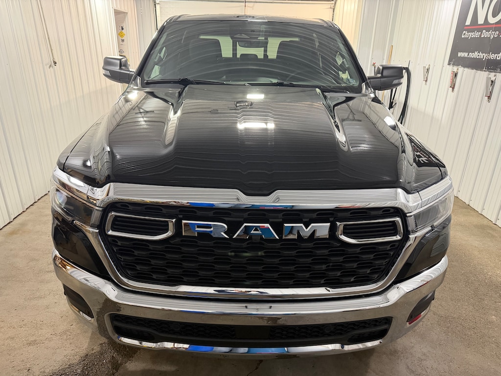 New 2026 Ram 1500 BIG HORN CREW CAB 4X4 5'7 BOX Pickup