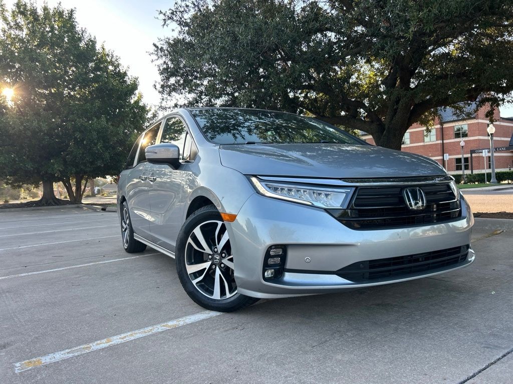 Used 2021 Honda Odyssey Touring Van