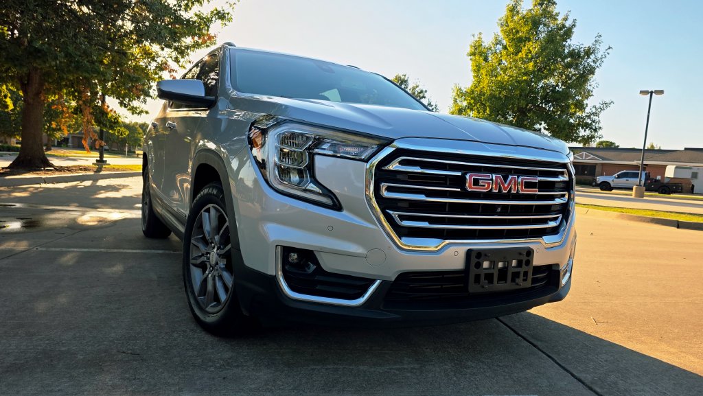 Used 2022 GMC Terrain SLT SUV