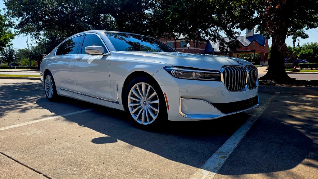 Used 2022 BMW 7 Series 740i Sedan