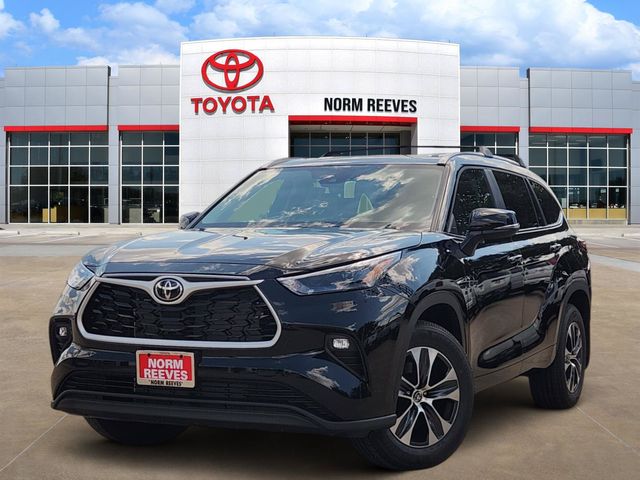 2026 Toyota Highlander SUV 