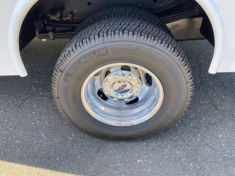 2026 Ford F-350 Super Duty Chassis Cab XL - Photo 21