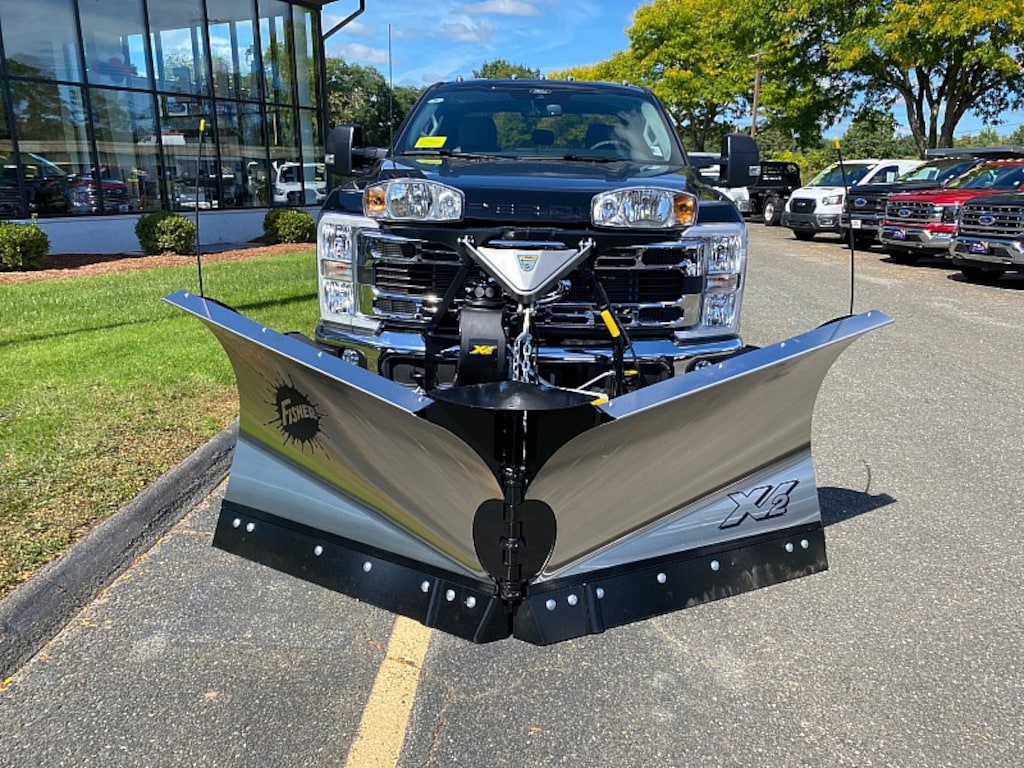 New 2027 Ford Super Duty XLT Full Size Truck