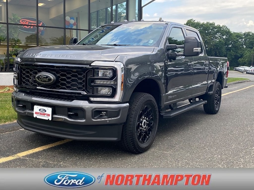 New 2026 Ford Super Duty LARIAT Full Size Truck