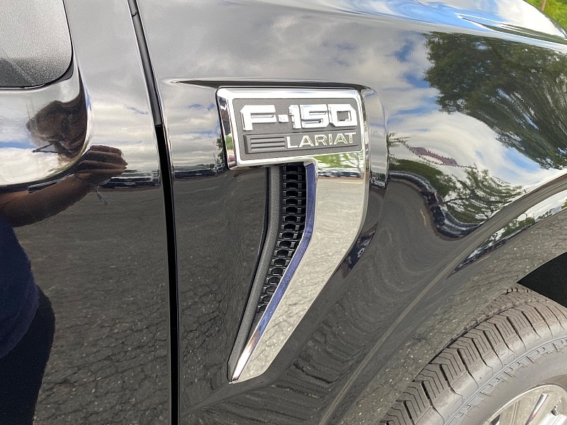 2025 Ford F-150 Lariat - Photo 12