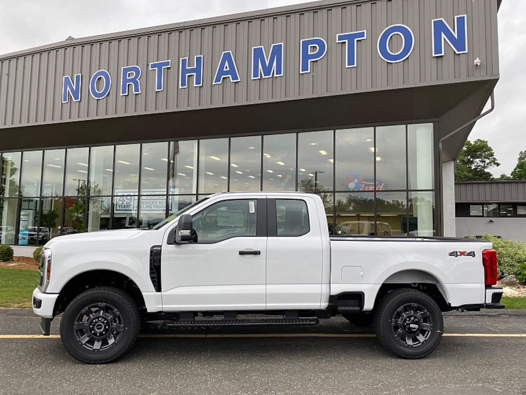 New 2026 Ford Super Duty F-250 4WD XL Full Size Truck