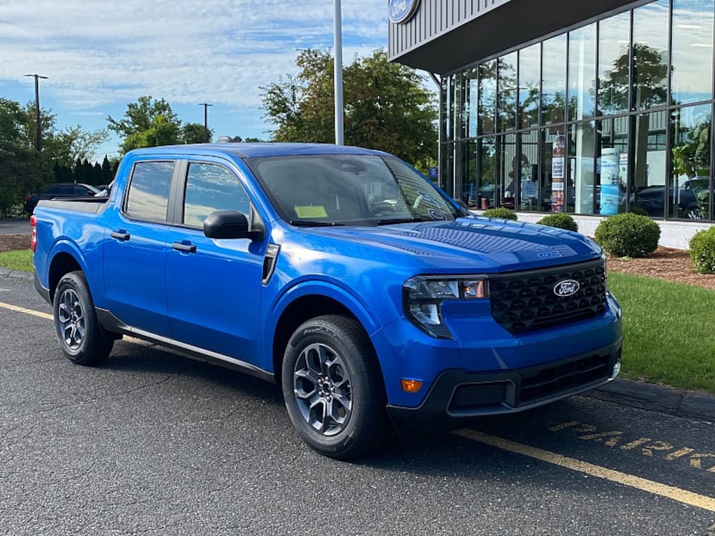 New 2026 Ford Maverick XLT Compact Truck