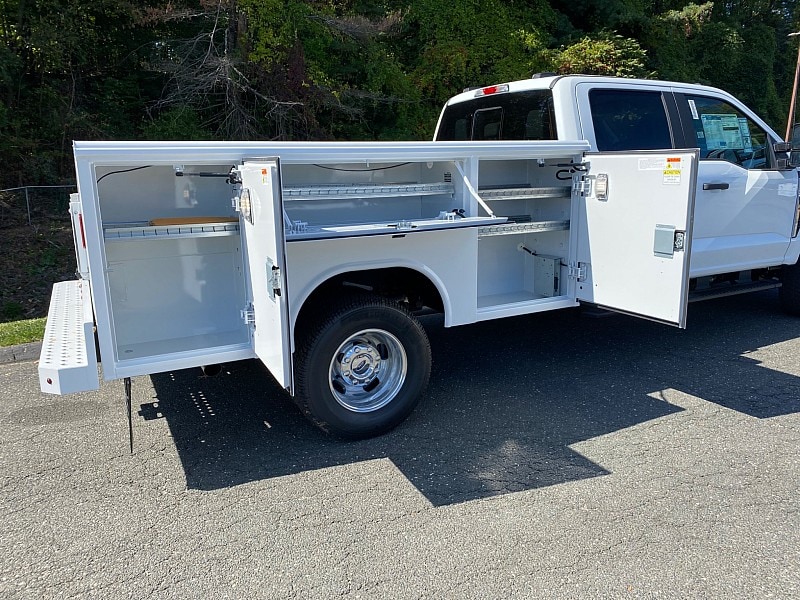 2026 Ford F-350 Super Duty Chassis Cab XL - Photo 7