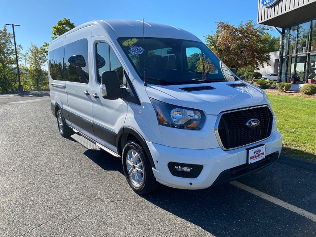 Used 2025 Ford Transit Passenger Wagon XLT Full Size Van