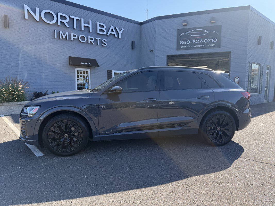2024 Audi Q8 e-tron Prestige