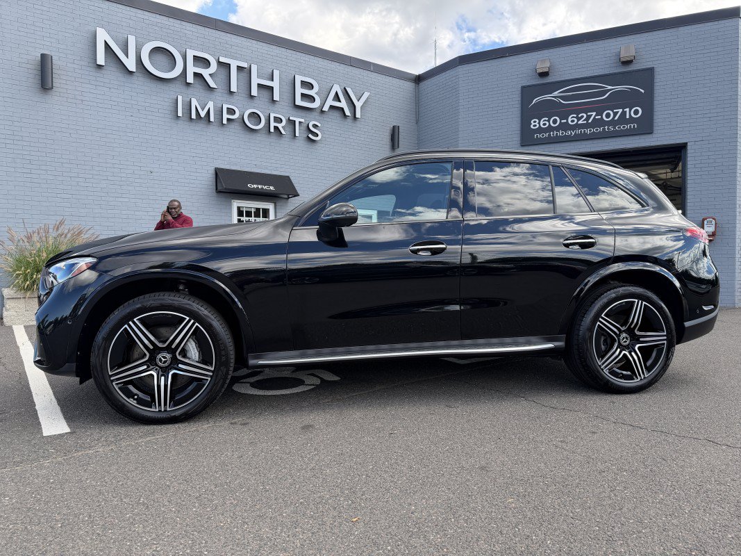 2025 Mercedes-Benz GLC